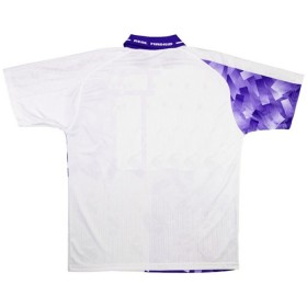 Jalkapallo Pelipaidat/Peliasut Real Madrid 1996-97 Retro Kolmaspelipaita